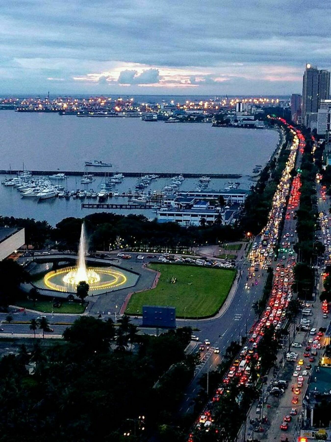 Seabreeze Residences At Breeze Residences باساي المظهر الخارجي الصورة